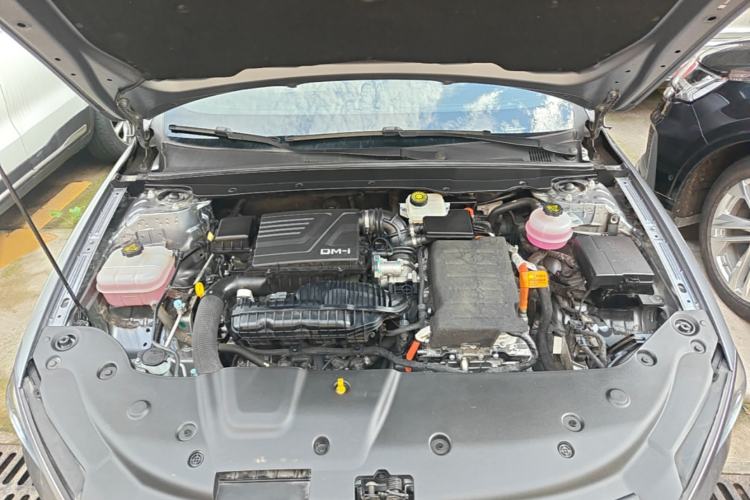 Used BYD Qin PLUS 2024 HONOR Edition DM-i 55KM Leading Model Engine Bay