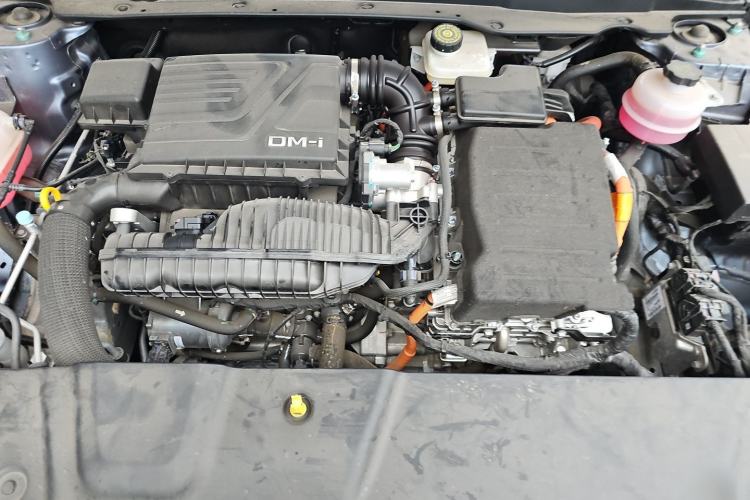 Used BYD Qin PLUS 2024 HONOR Edition DM-i 55KM Leading Model Engine Bay