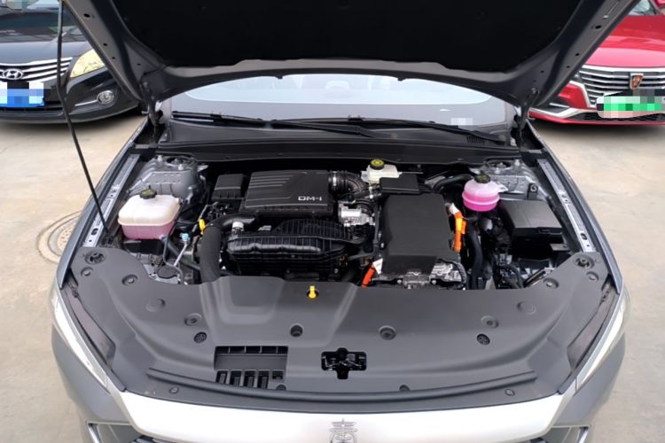 Used BYD Qin PLUS 2024 HONOR Edition DM-i 120KM Beyond Model Engine Bay