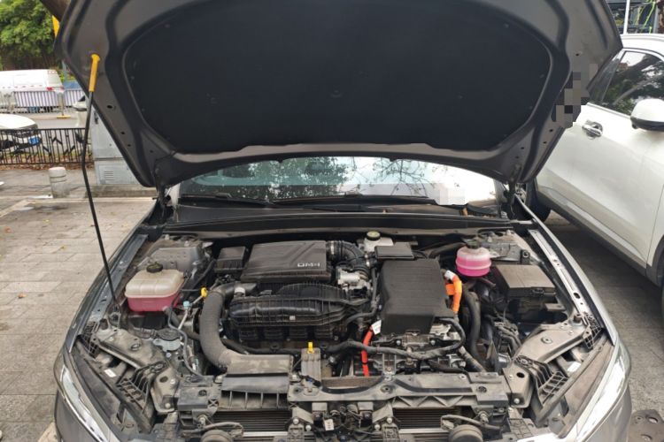 Used BYD Qin PLUS 2024 HONOR Edition DM-i 55KM Leading Model Engine Bay