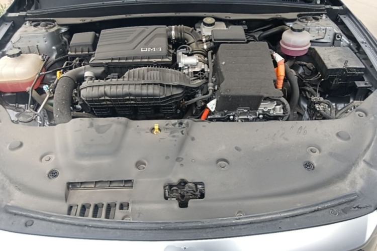 Used BYD Qin PLUS 2024 HONOR Edition DM-i 55KM Leading Model Engine Bay