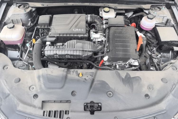 Used BYD Qin PLUS 2024 HONOR Edition DM-i 55KM Leading Model Engine Bay