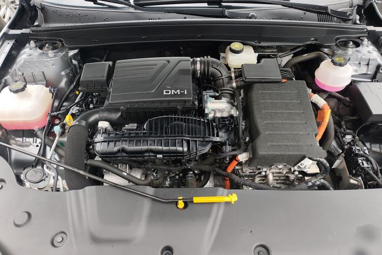 Used BYD Qin PLUS 2024 HONOR Edition DM-i 120KM Excellence Model Engine Bay