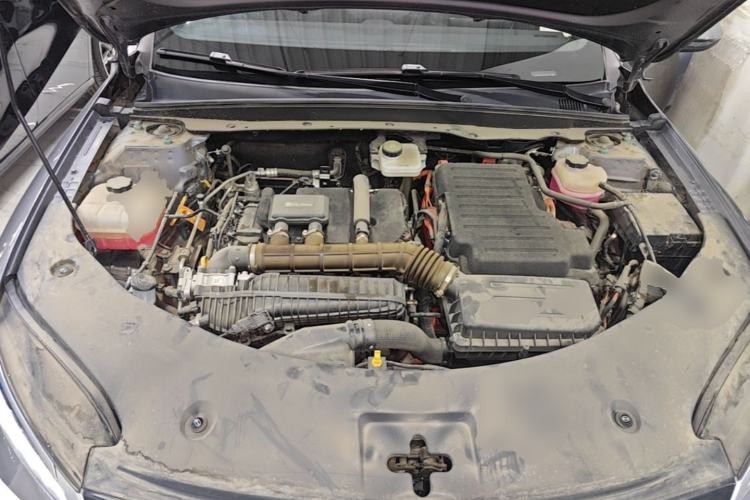 Used BYD Qin PLUS 2024 HONOR Edition DM-i 55KM Leading Model Engine Bay