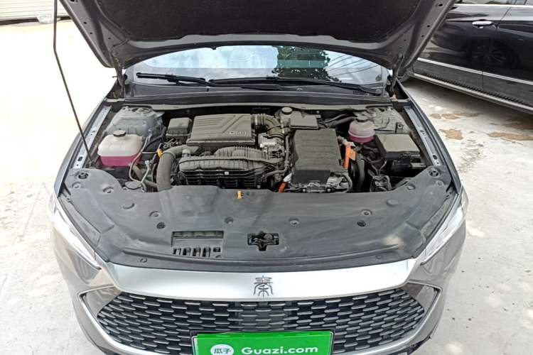 Used BYD Qin PLUS 2024 HONOR Edition DM-i 55KM Leading Model Engine Bay