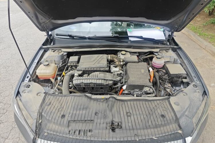 Used BYD Qin PLUS 2024 HONOR Edition DM-i 55KM Leading Model Engine Bay