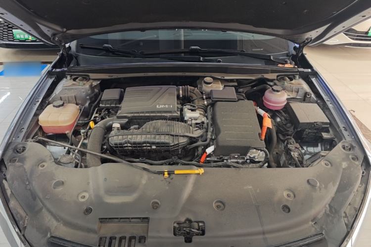 Used BYD Qin PLUS 2024 HONOR Edition DM-i 55KM Leading Model Engine Bay
