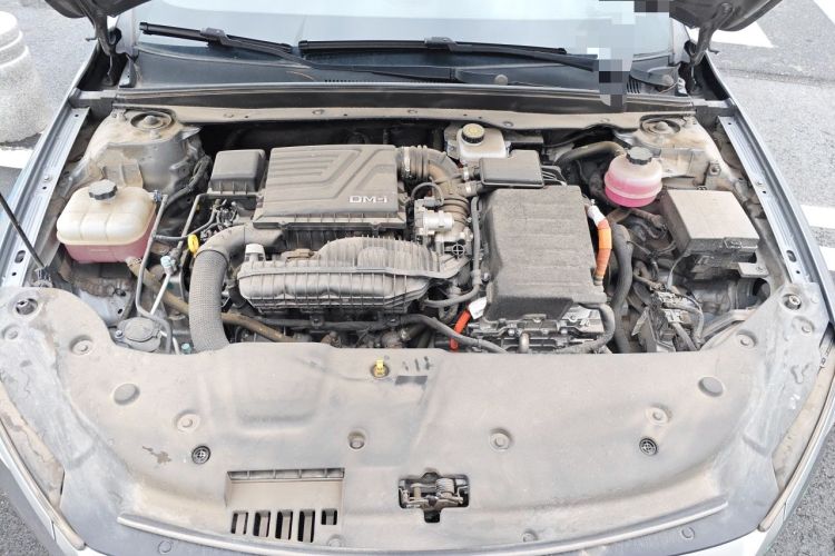 Used BYD Qin PLUS 2024 HONOR Edition DM-i 55KM Leading Model Engine Bay