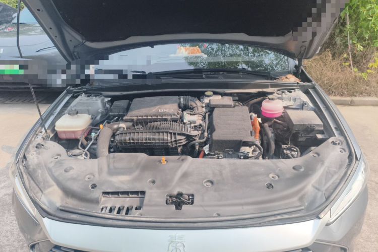 Used BYD Qin PLUS 2024 HONOR Edition DM-i 55KM Leading Model Engine Bay