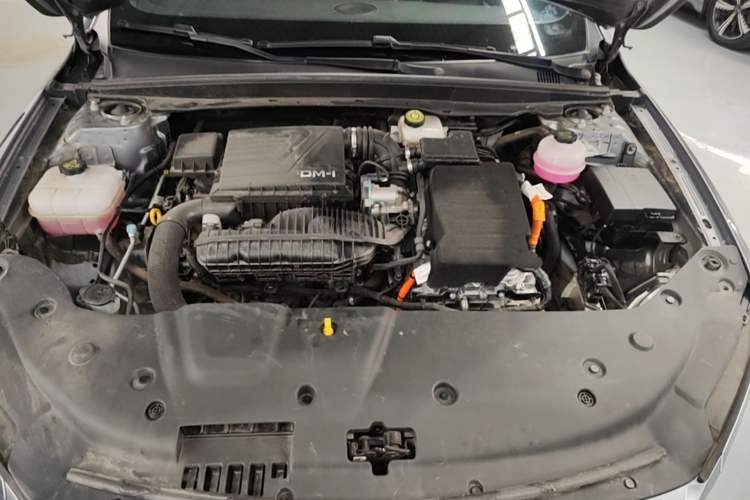 Used BYD Qin PLUS 2024 HONOR Edition DM-i 55KM Leading Model Engine Bay