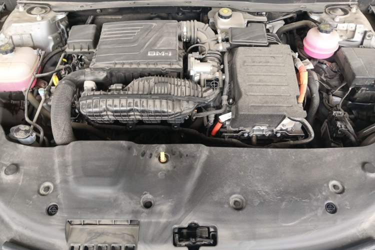 Used BYD Qin PLUS 2024 HONOR Edition DM-i 55KM Leading Model Engine Bay