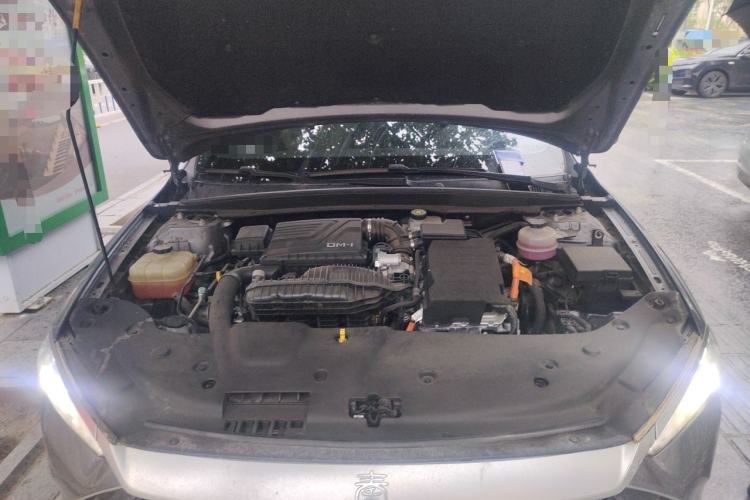 Used BYD Qin PLUS 2024 HONOR Edition DM-i 55KM Leading Model Engine Bay