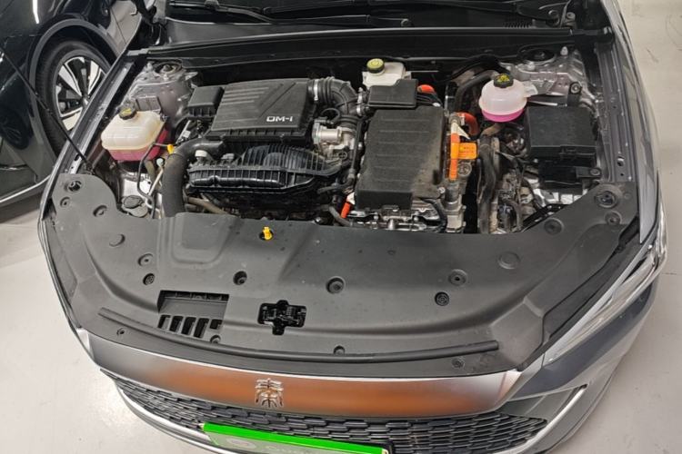 Used BYD Qin PLUS 2024 HONOR Edition DM-i 55KM Leading Model Engine Bay