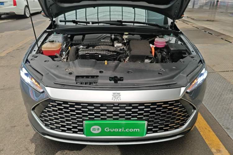 Used BYD Qin PLUS 2024 HONOR Edition DM-i 55KM Leading Model Engine Bay