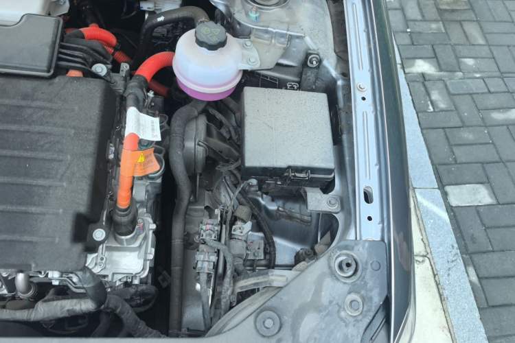 Used BYD Qin PLUS 2024 HONOR Edition DM-i 55KM Leading Model Engine Bay Left