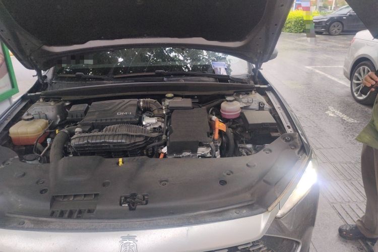 Used BYD Qin PLUS 2024 HONOR Edition DM-i 55KM Leading Model Engine Bay Left