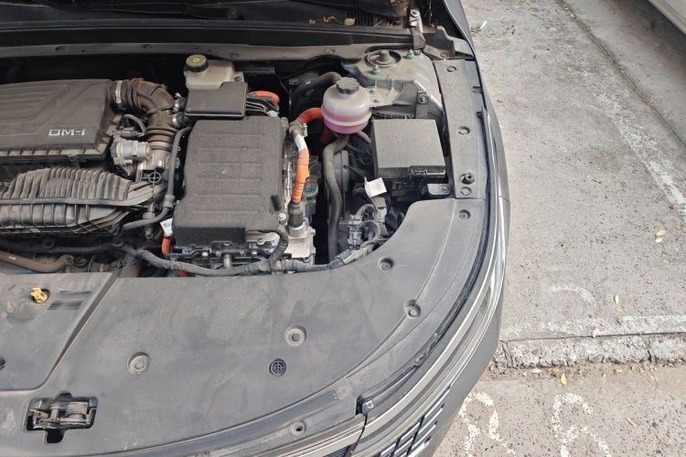 Used BYD Qin PLUS 2024 HONOR Edition DM-i 55KM Leading Model Engine Bay Left