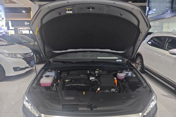 Used BYD Qin PLUS 2024 HONOR Edition DM-i 55KM Leading Model Engine Bay