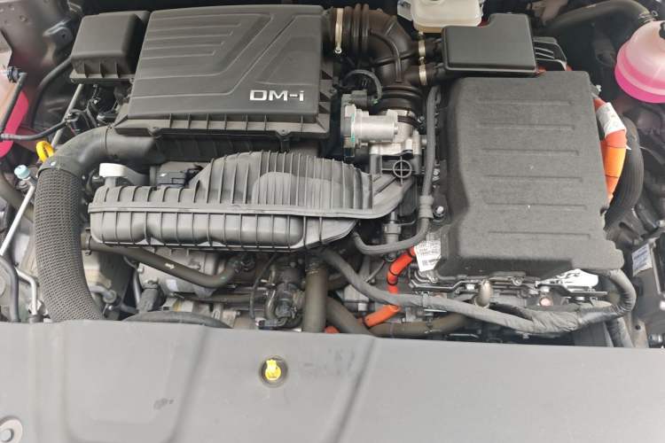 Used BYD Qin PLUS 2024 HONOR Edition DM-i 120KM Leading Model Engine Bay