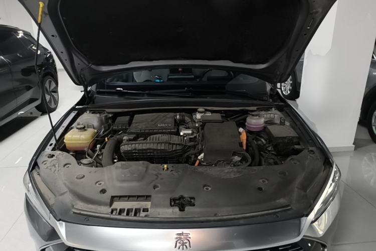 Used BYD Qin PLUS 2024 HONOR Edition DM-i 55KM Leading Model Engine Bay
