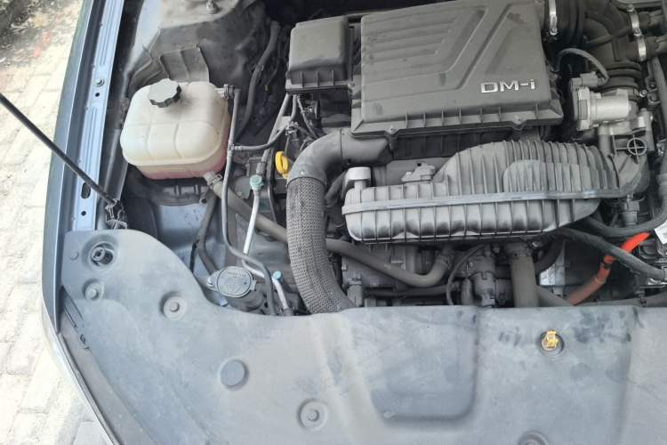 Used BYD Qin PLUS 2024 HONOR Edition DM-i 55KM Leading Model Engine Bay Right