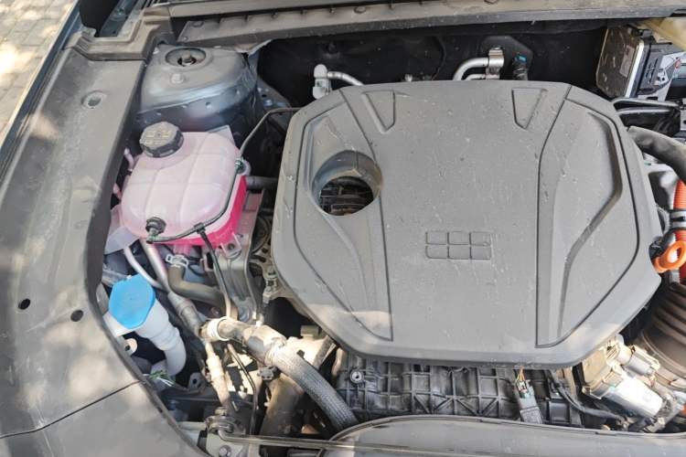Used BYD Qin PLUS 2024 HONOR Edition DM-i 120KM Leading Model Engine Bay Right