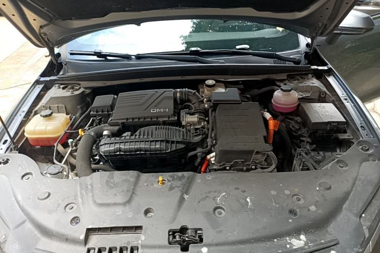 Used BYD Qin PLUS 2024 HONOR Edition DM-i 55KM Leading Model Engine Bay