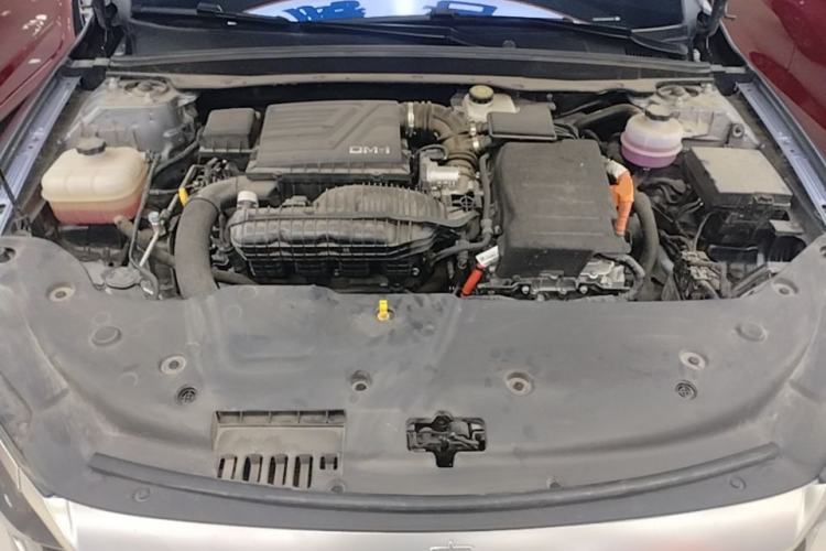 Used BYD Qin PLUS 2024 HONOR Edition DM-i 55KM Leading Model Engine Bay