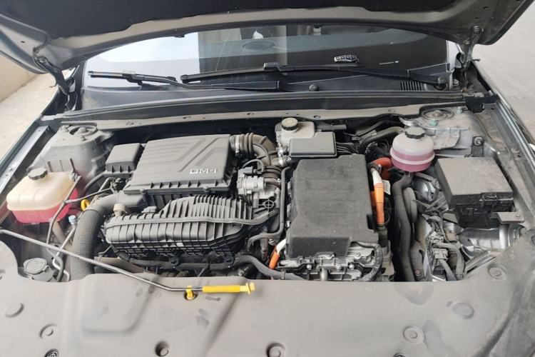 Used BYD Qin PLUS 2024 HONOR Edition DM-i 55KM Leading Model Engine Bay