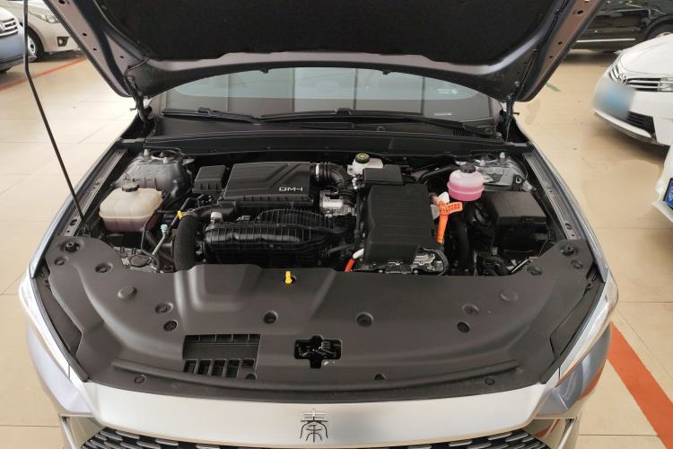 Used BYD Qin PLUS 2024 HONOR Edition DM-i 55KM Leading Model Engine Bay