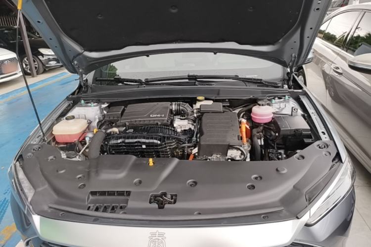 Used BYD Qin PLUS 2024 HONOR Edition DM-i 55KM Leading Model Engine Bay