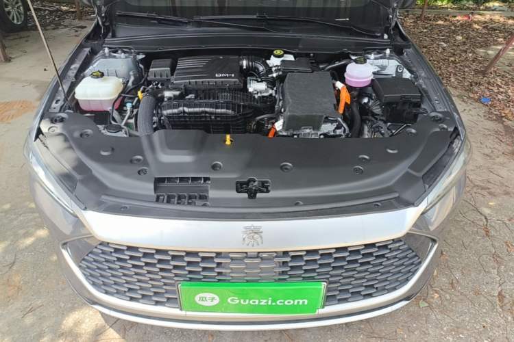 Used BYD Qin PLUS 2024 HONOR Edition DM-i 55KM Leading Model Engine Bay