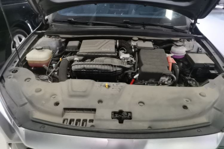 Used BYD Qin PLUS 2024 HONOR Edition DM-i 55KM Beyond Model Engine Bay