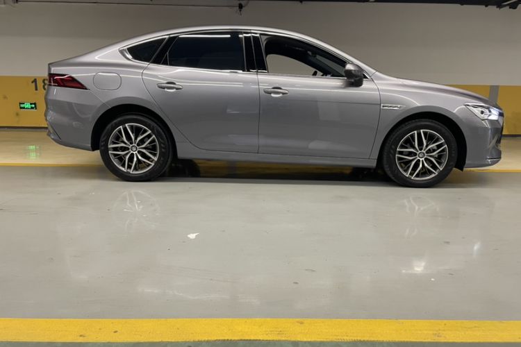 Used BYD Qin PLUS 2024 HONOR Edition DM-i 120KM Excellence Model Exterior 1