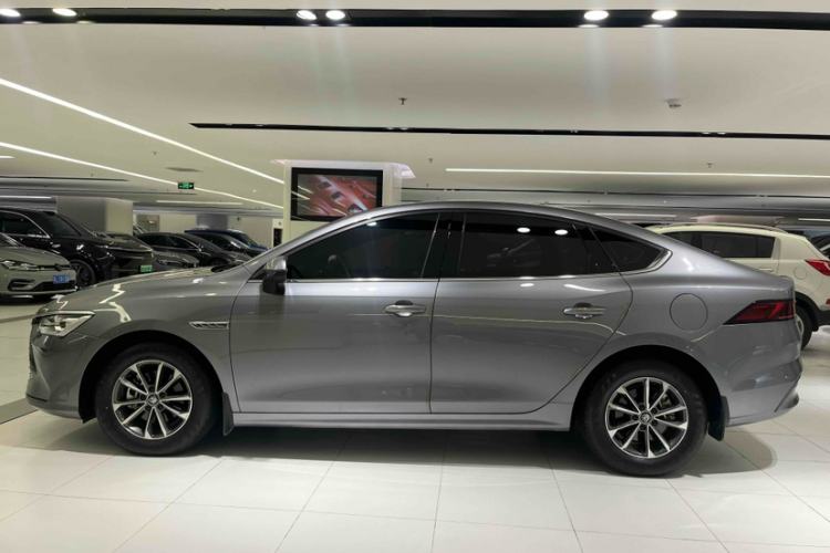 Used BYD Qin PLUS 2024 HONOR Edition DM-i 55KM Leading Model Exterior 1