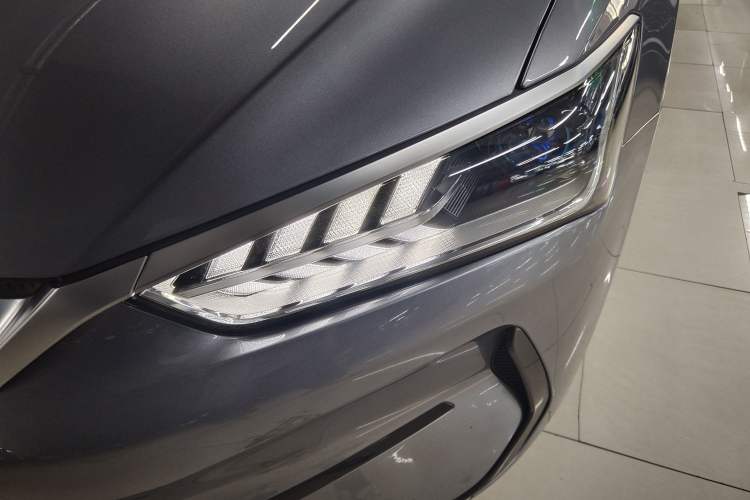 Used BYD Qin PLUS 2024 Honor Edition EV 510KM Leading Model Exterior 1