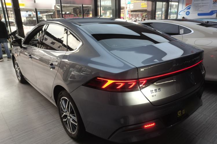 Used BYD Qin PLUS 2024 Honor Edition EV 510KM Beyond Model Exterior 2