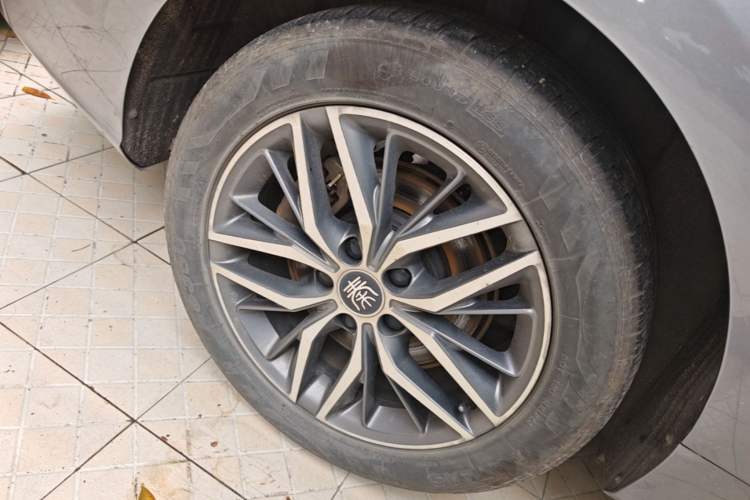 Used BYD Qin PLUS 2024 Honor Edition EV 510KM Leading Model Exterior 2