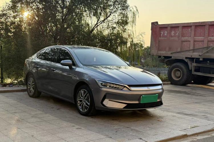 Used BYD Qin PLUS 2024 Honor Edition EV 420KM Leading Model Exterior 2