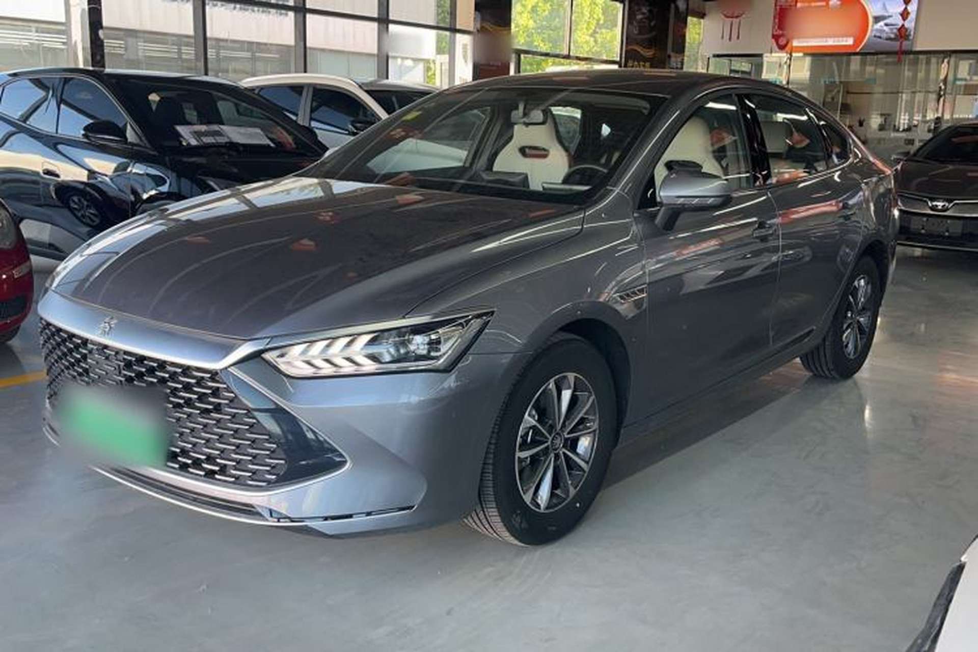 Used BYD Qin PLUS 2024 HONOR Edition DM-i 55KM Leading Model Exterior 2