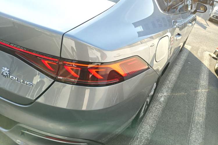Used BYD Qin PLUS 2024 HONOR Edition DM-i 55KM Leading Model Exterior 3