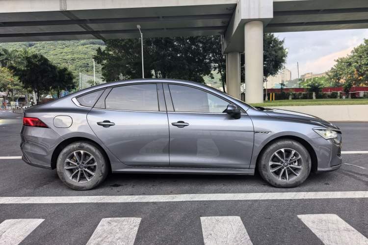 Used BYD Qin PLUS 2024 HONOR Edition DM-i 55KM Leading Model Exterior 3