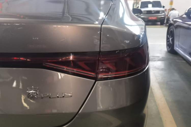 Used BYD Qin PLUS 2024 HONOR Edition DM-i 120KM Beyond Model Exterior 3