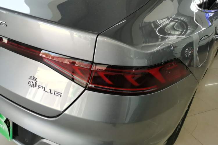 Used BYD Qin PLUS 2024 HONOR Edition DM-i 55KM Leading Model Exterior 3