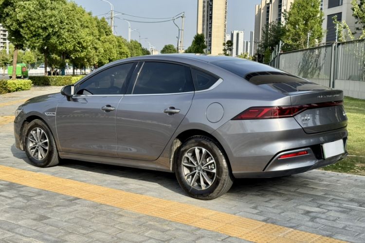 Used BYD Qin PLUS 2024 HONOR Edition DM-i 55KM Leading Model Exterior 3