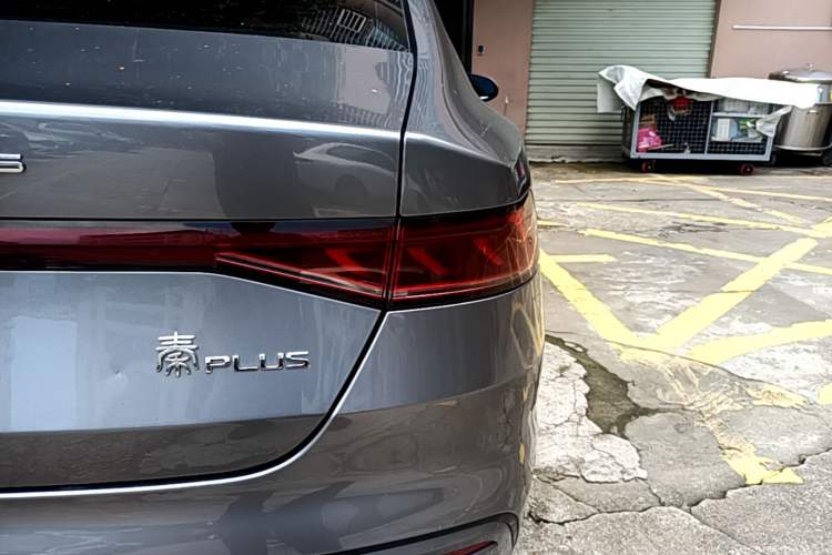 Used BYD Qin PLUS 2024 HONOR Edition DM-i 55KM Leading Model Exterior 3
