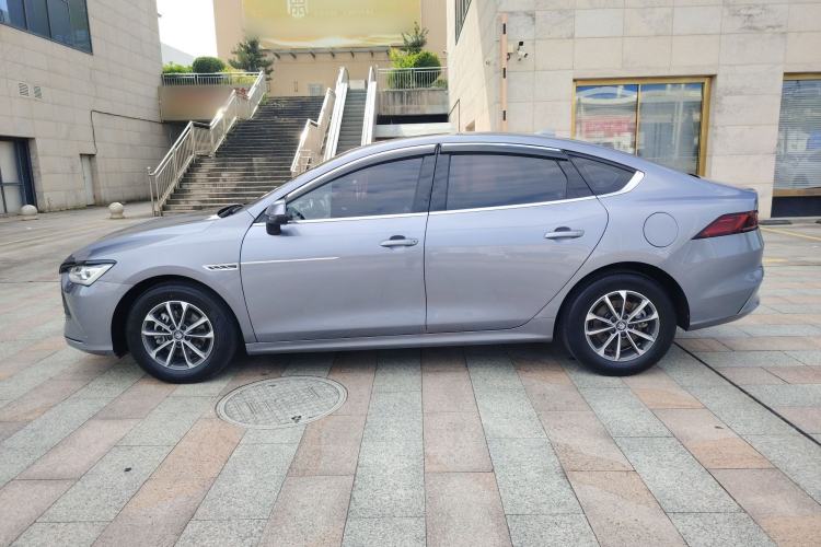 Used BYD Qin PLUS 2024 HONOR Edition DM-i 55KM Leading Model Exterior 4