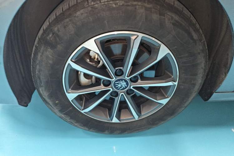 Used BYD Qin PLUS 2024 HONOR Edition DM-i 55KM Leading Model Exterior 4