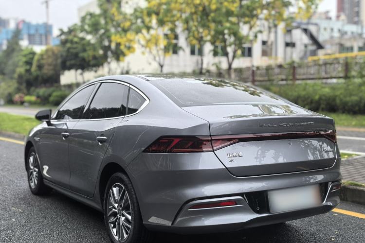 Used BYD Qin PLUS 2024 Honor Edition EV 510KM Leading Model Exterior 4
