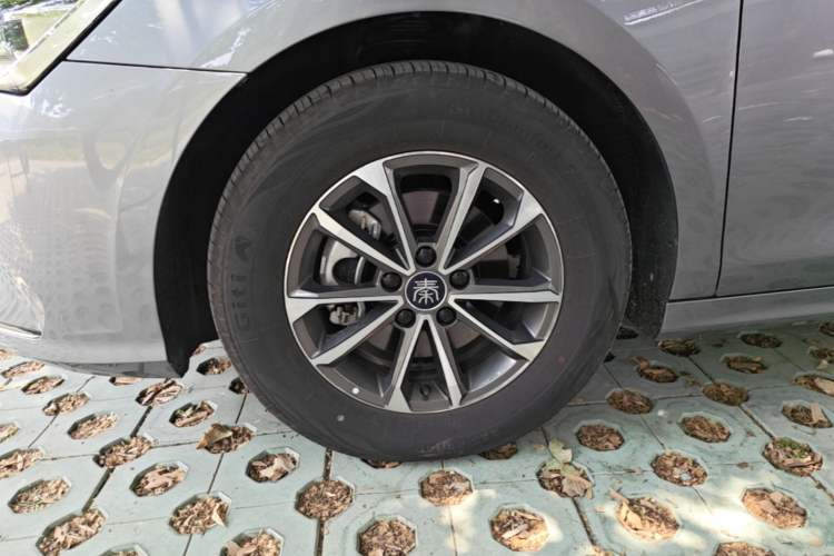 Used BYD Qin PLUS 2024 HONOR Edition DM-i 55KM Leading Model Exterior 4